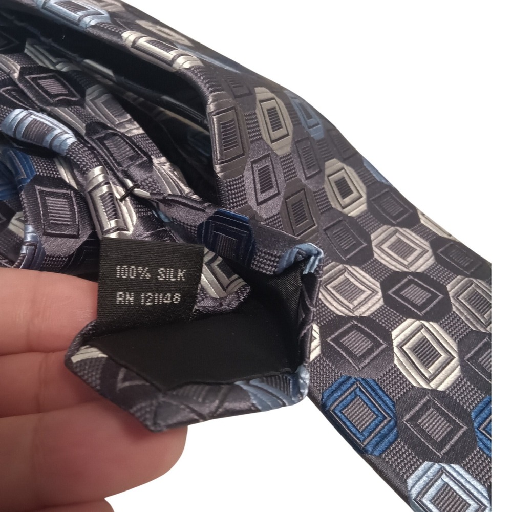 Michael Kors Men Tie Geometric Squares Pattern 100% Silk Gray Blue - Picture 4 of 6